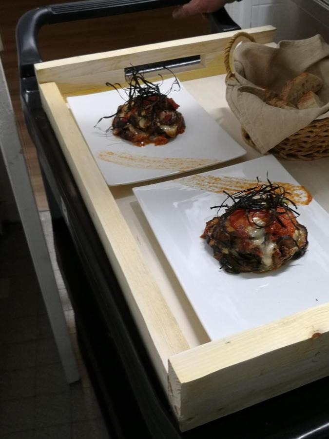 Logis Hotel-Restaurant Le Tanargue Valgorge エクステリア 写真