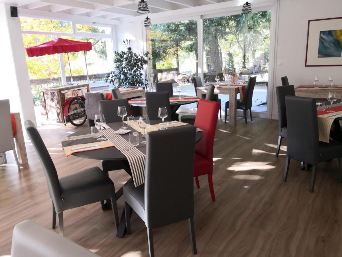 Logis Hotel-Restaurant Le Tanargue Valgorge エクステリア 写真