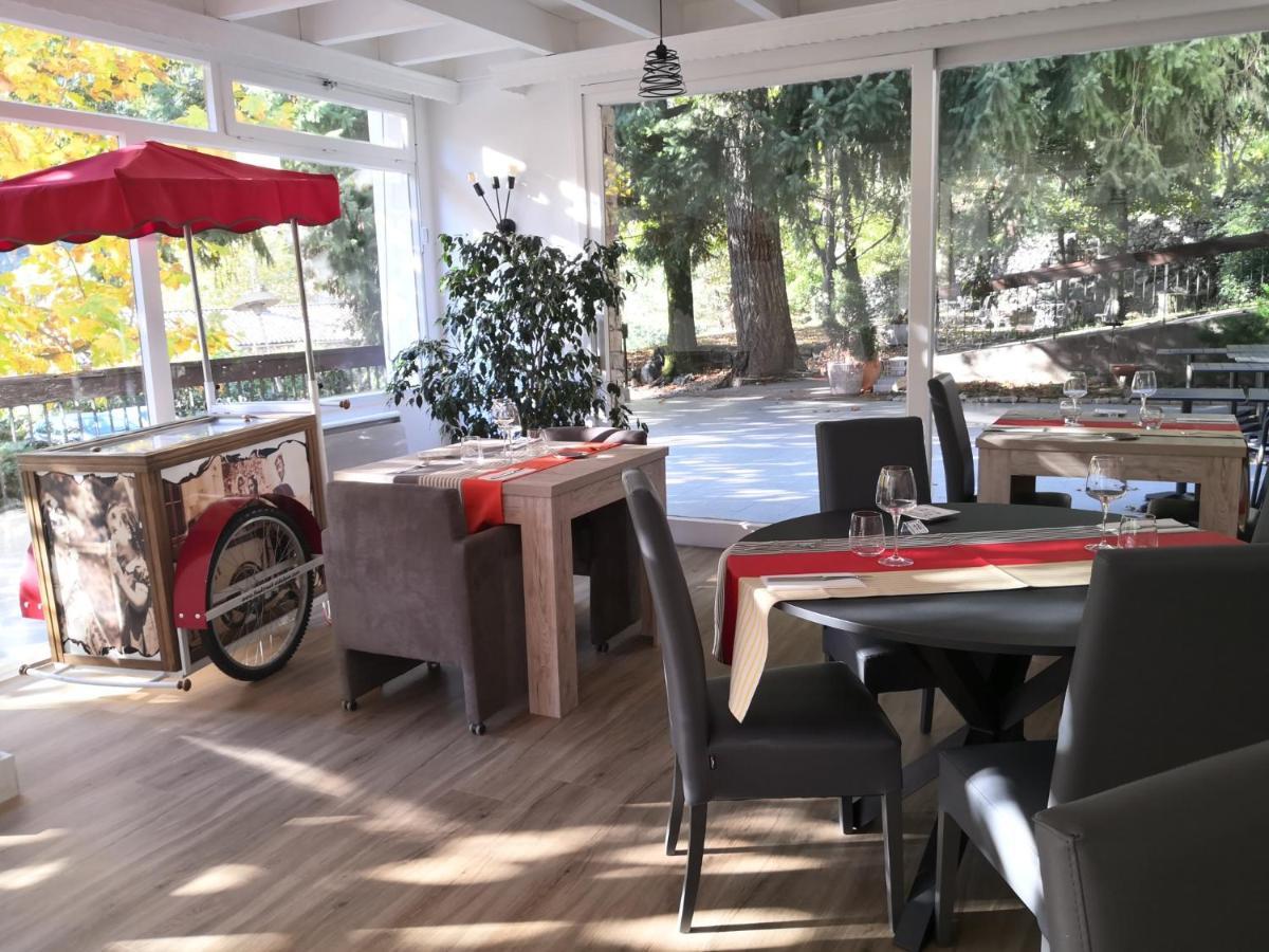 Logis Hotel-Restaurant Le Tanargue Valgorge エクステリア 写真